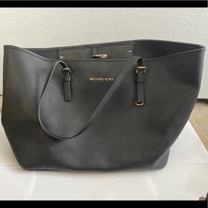 Michael Kors Tote Bag in black